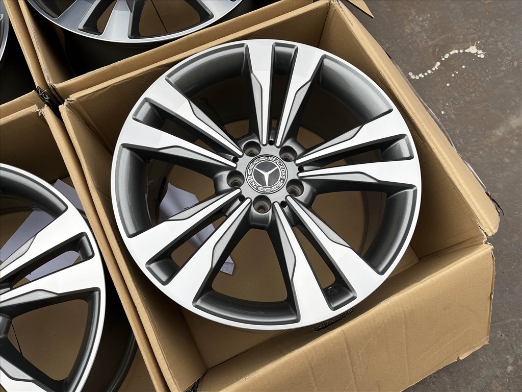 Mercedes W222 19" 5x112 gyári bicolor alufelni 19 coll W212 W213 W218 2. kép