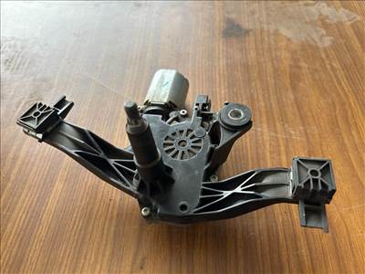 Opel Corsa E Hátsó Ablaktörlő Motor 9561 ,  39045012