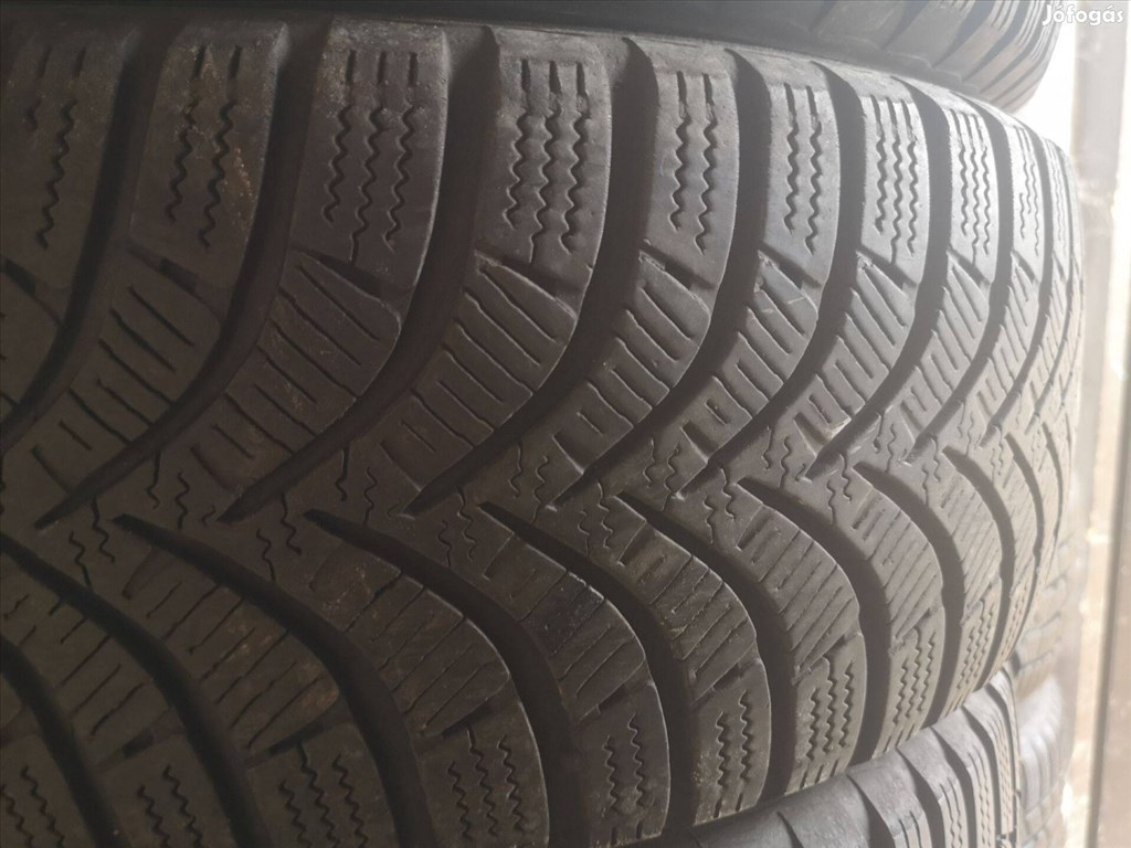  185/6015" 40e/4db Hankook téli gumi gumi 4. kép