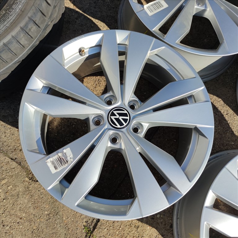 5x112 18 ÚJ!! Gyári Volkswagen alufelni 180000ft a 4db/180/ 3. kép