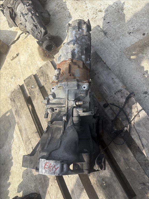 Audi A4 (B6/B7) 2.5 TDI quattro manuális váltó EKM 1. kép