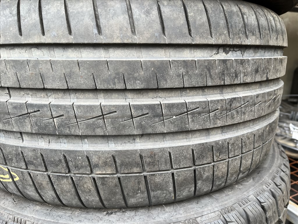  255/4018" új Vredestein nyári gumi 4. kép