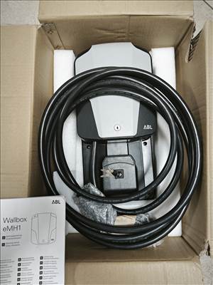 Audi E-tron BMW i ABL eMH1 Wallbox 22 kW-os elektromos töltő