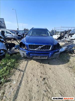 Volvo XC90 bontott alkatrészei
