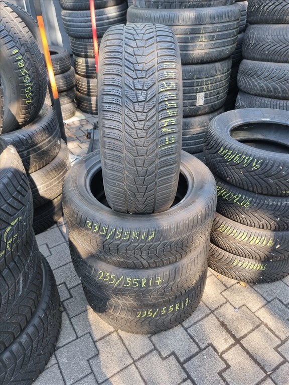  235/5517" újszerű Hankook Winter I cept evo3 téli gumi 4db  3. kép