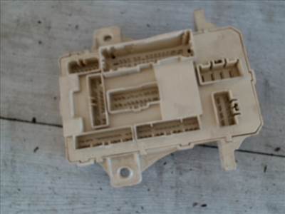 HYUNDAI I30 (FD) 2007.03-2012.02.28 Biztosítéktábla BCM BSI BSM SAM GEM modul Utastér