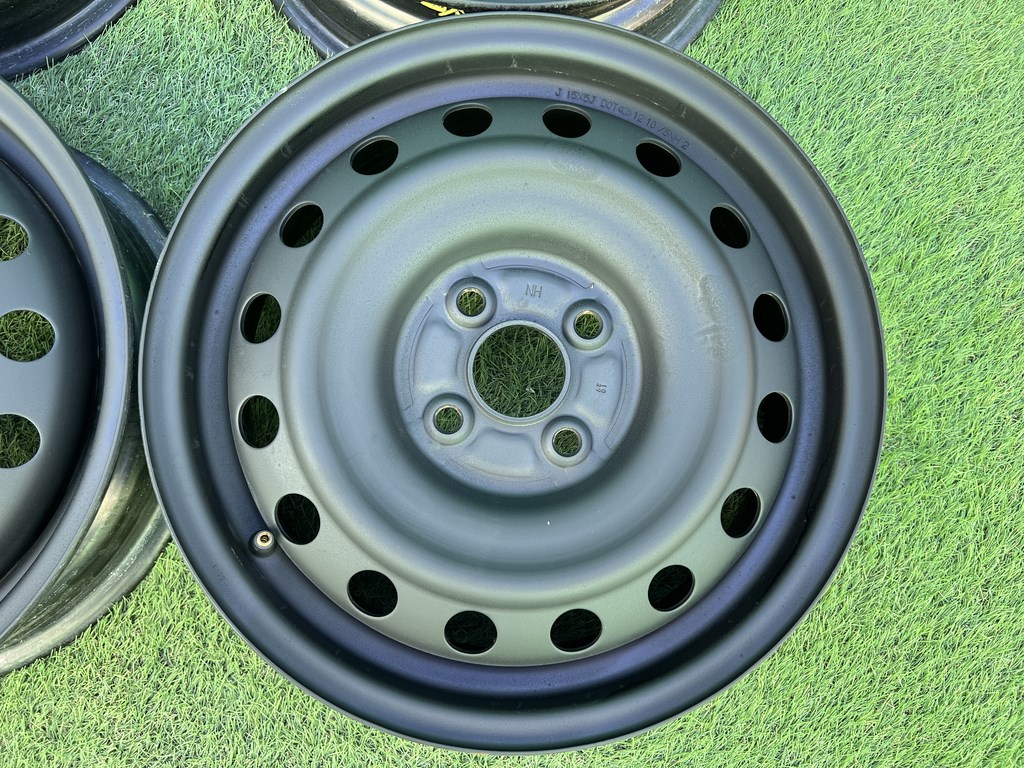 4x100 15" Toyota gyári lemezfelni 5Jx15h2 ET45 3. kép