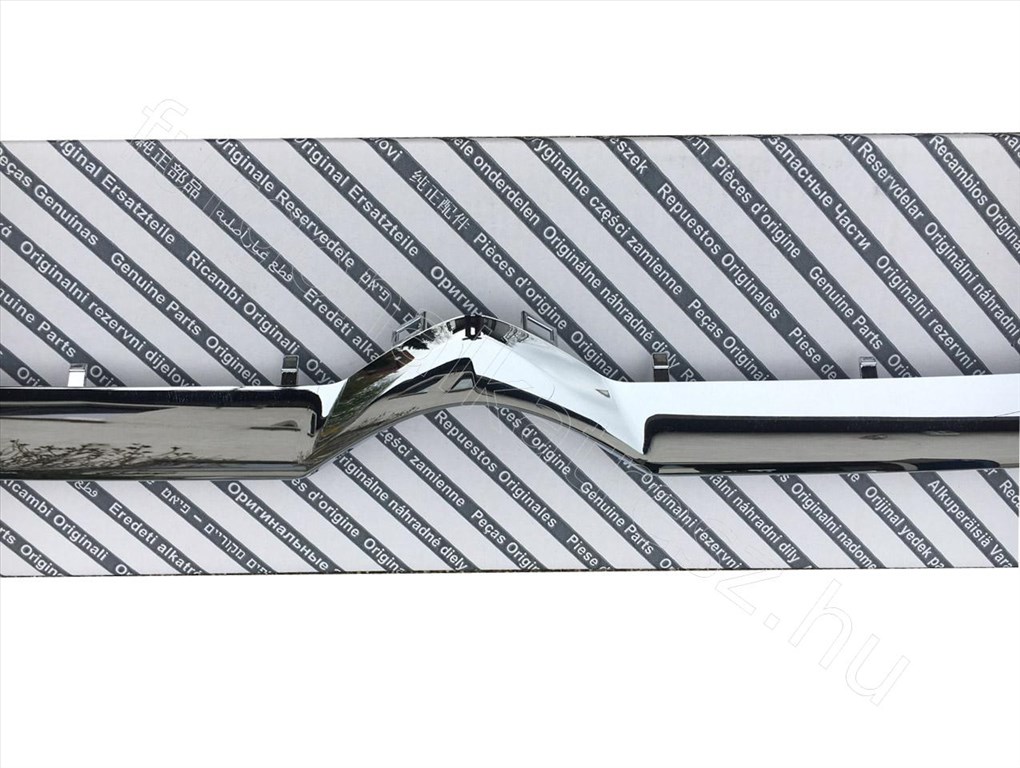 Citroen embléma alsó rész króm           - JUMPER - 1612180780, 735596793 - Eredeti új 735596793 2. kép