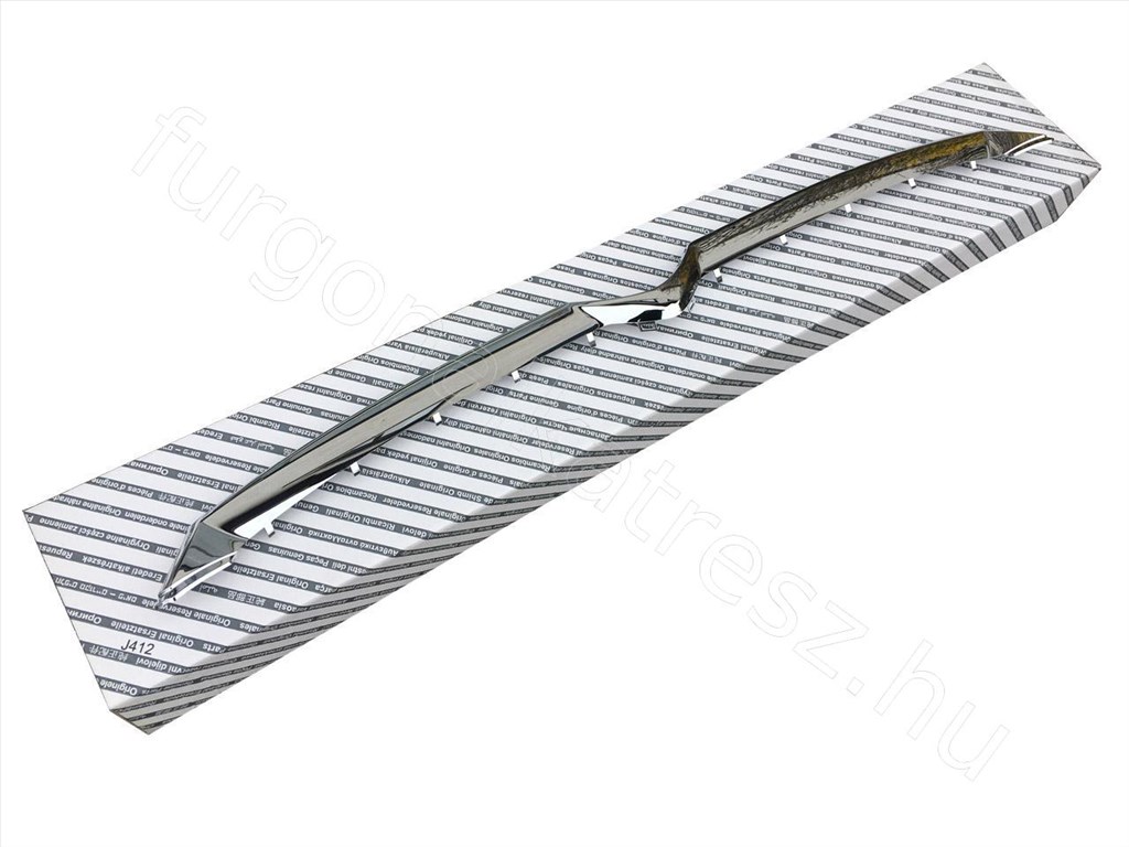 Citroen embléma alsó rész króm           - JUMPER - 1612180780, 735596793 - Eredeti új 735596793 6. kép