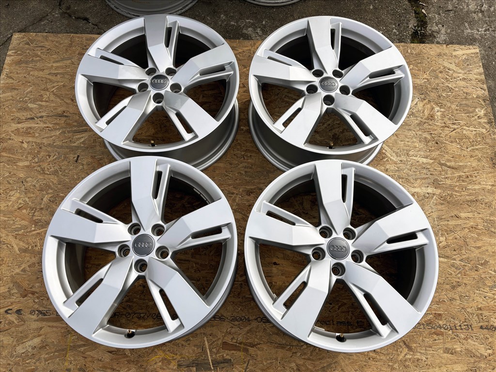 Audi Q5 19" 5x112 gyári alufelni eladó 19 coll A4 A6 A8 6. kép