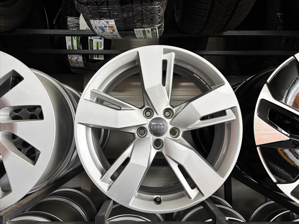 Audi Q5 19" 5x112 gyári alufelni eladó 19 coll A4 A6 A8 1. kép