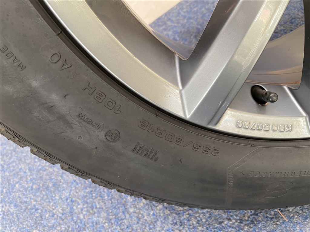 (3808) Volkswagen 18 gyári alufelni felni, 5x112, 255/60 gumi, Touareg 3. kép