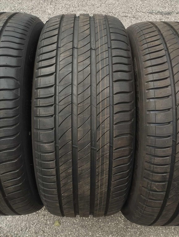 ÚJ 235/45 18 Michelin nyári gumi r18 " DOT25 1. kép