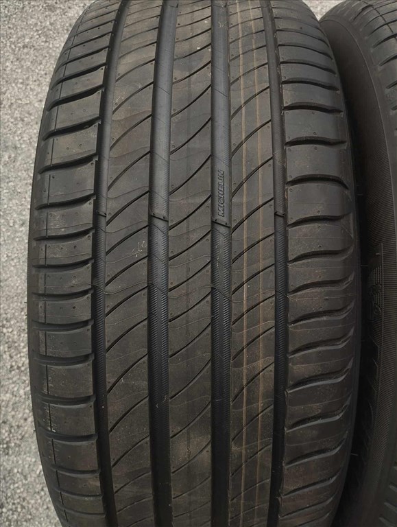 ÚJ 235/45 18 Michelin nyári gumi r18 " DOT25 3. kép