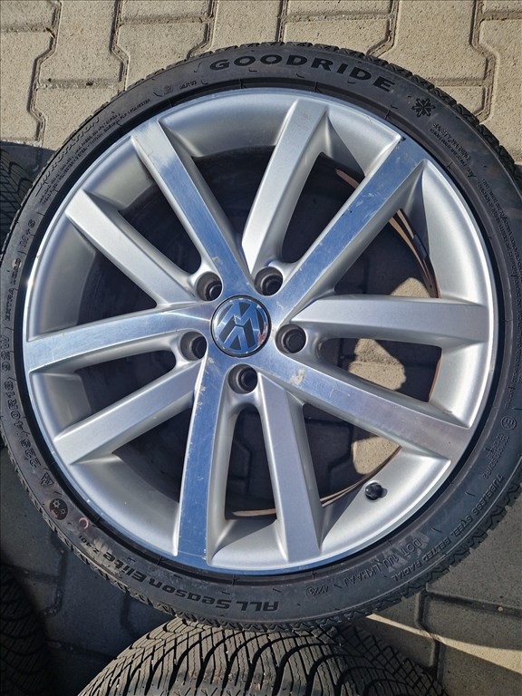  VW Golf 6 stb. 5x112 18" alufelni 225/40 Goodride négyévszakos gumikkal (26318) 4. kép