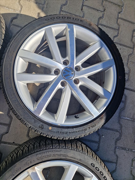  VW Golf 6 stb. 5x112 18" alufelni 225/40 Goodride négyévszakos gumikkal (26318) 20. kép