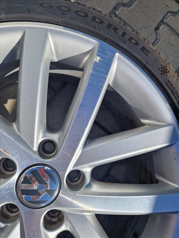  VW Golf 6 stb. 5x112 18" alufelni 225/40 Goodride négyévszakos gumikkal (26318) 22. kép