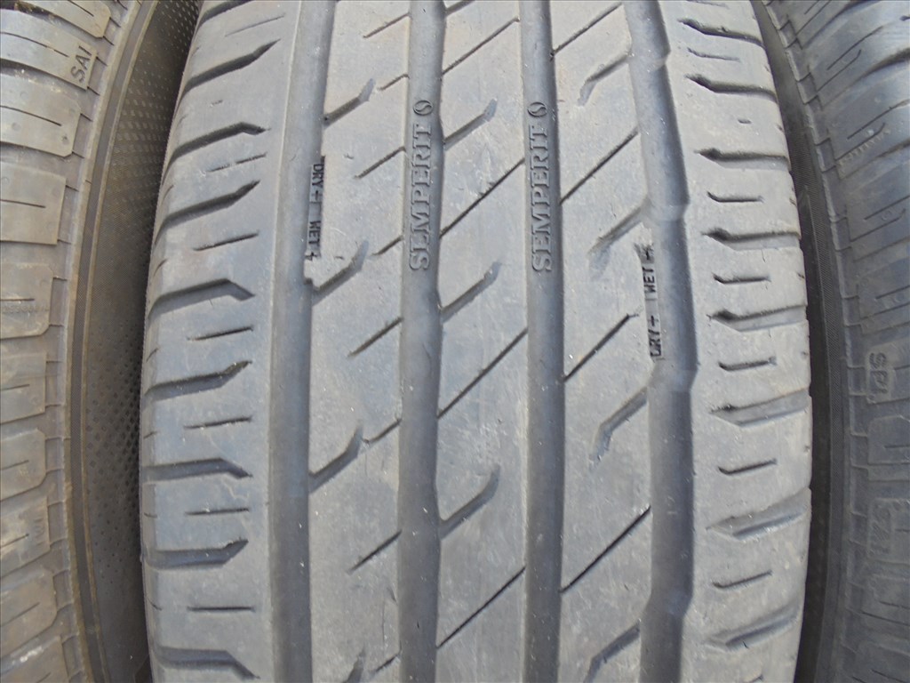 215/65 R 16" 2022-es Semperit nyári gumi eladó 3. kép