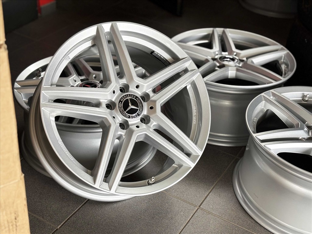 Mercedes AMG Style 18" 5x112 kétszéles alufelni 18 coll W205 W212 W213 1. kép