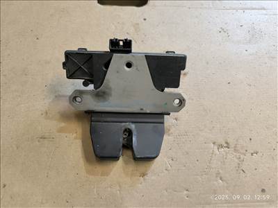 Ford focus mk2 csomagtérajtó zárszerkezet 3m51r442a66ap