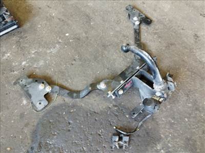 Volvo V50 vonóhorog