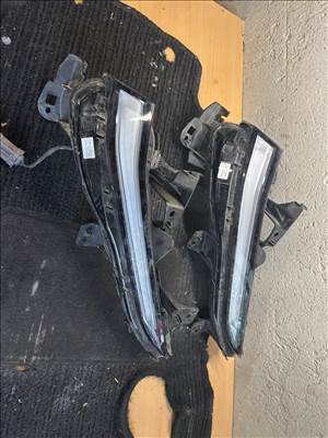 Peugeot 508 II Jobb oldali nappali menetfény 89911714