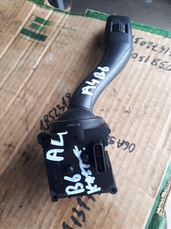 Audi A4 (B6) ablaktörlő kapcsoló 8E0 953 503 8e0953503 3. kép