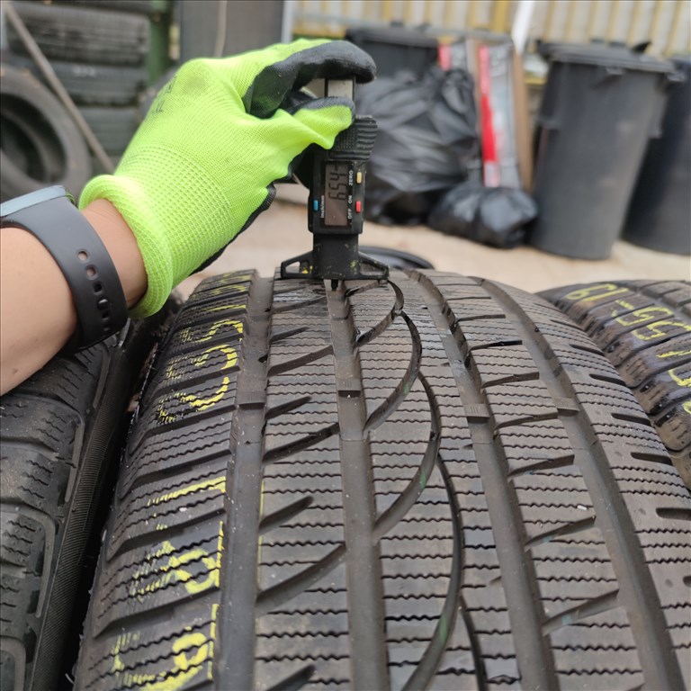  235/55 R19 Lanvigator téli gumi 89000ft a 4db/168/ 2. kép