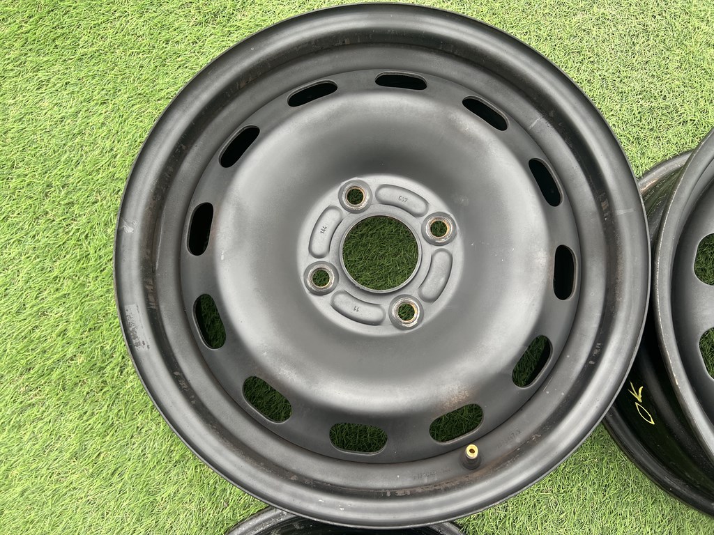 4x108 15" Ford gyári lemezfelni 6Jx15h2 ET47,5 5. kép