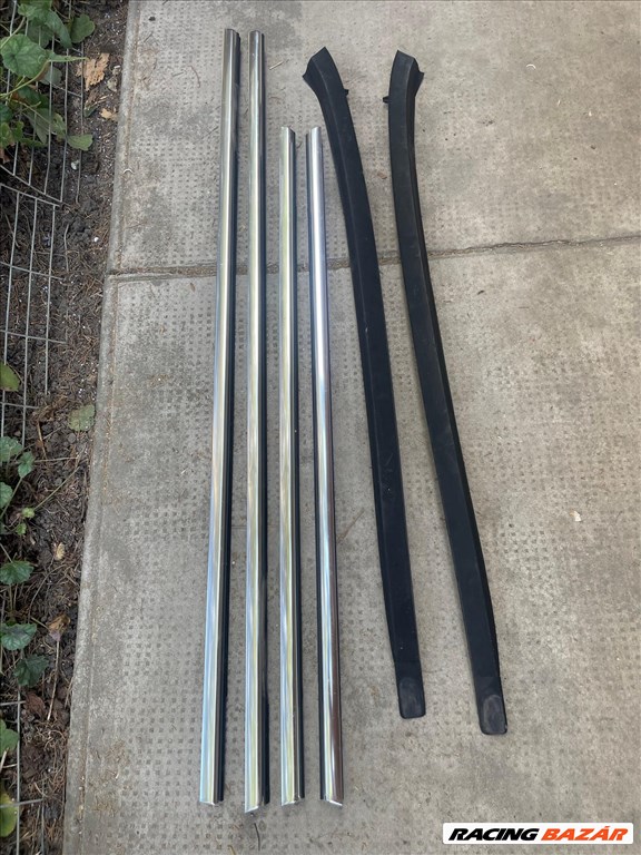 Opel Astra J  AJTÓKÁRPIT Sports Tourer  Ajtó króm díszléc , Utastér belső burkolat , Tetőkárpit 6. kép