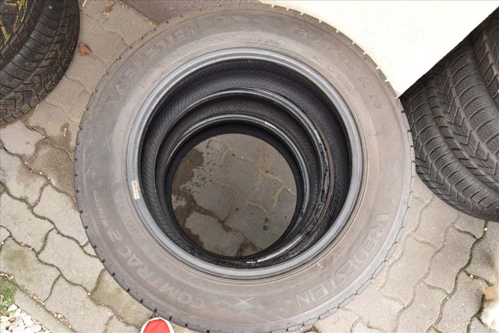  205/6516" C TGK újszerű Vredestein téli gumi gumi 1. kép