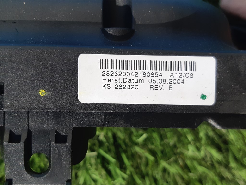 Bontásra: Opel Astra H Enjoy 1.6 benzin, bajuszkapcsoló, kormánykapcsoló  13197719 203781 3. kép