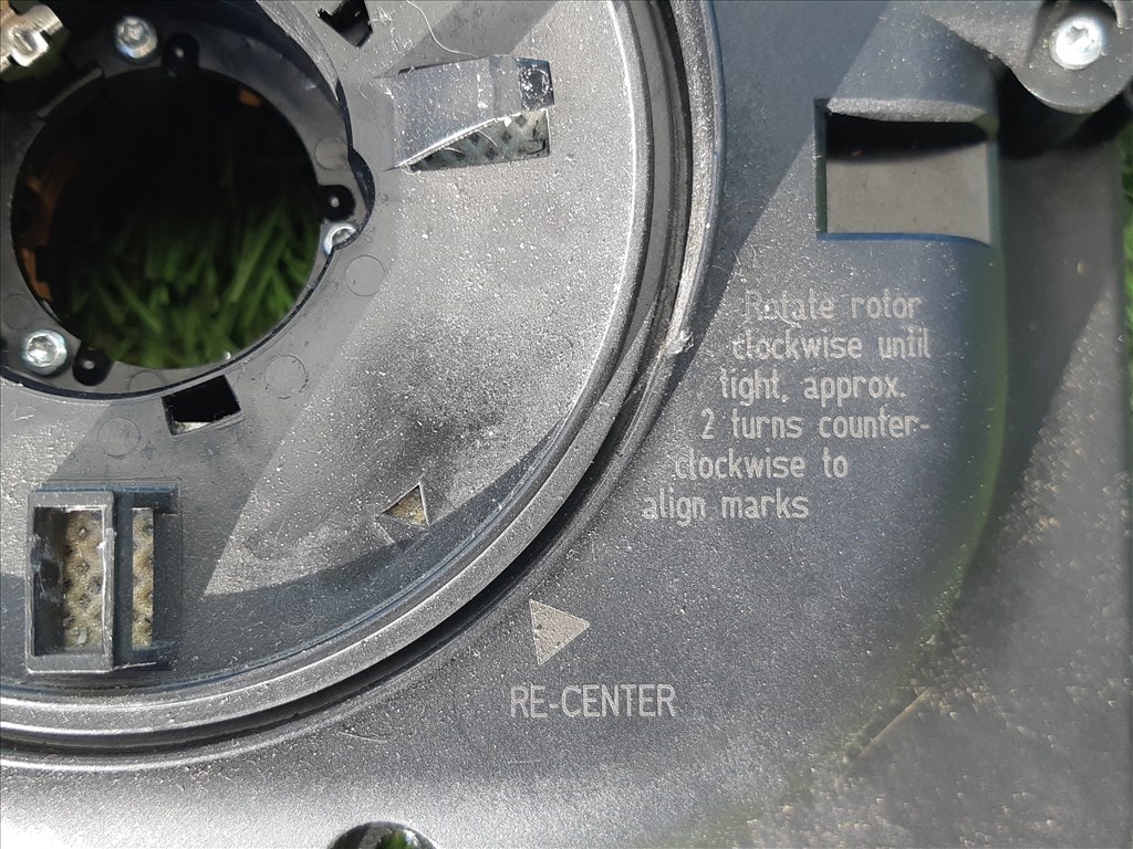 Bontásra: Opel Astra H Enjoy 1.6 benzin, bajuszkapcsoló, kormánykapcsoló  13197719 203781 5. kép