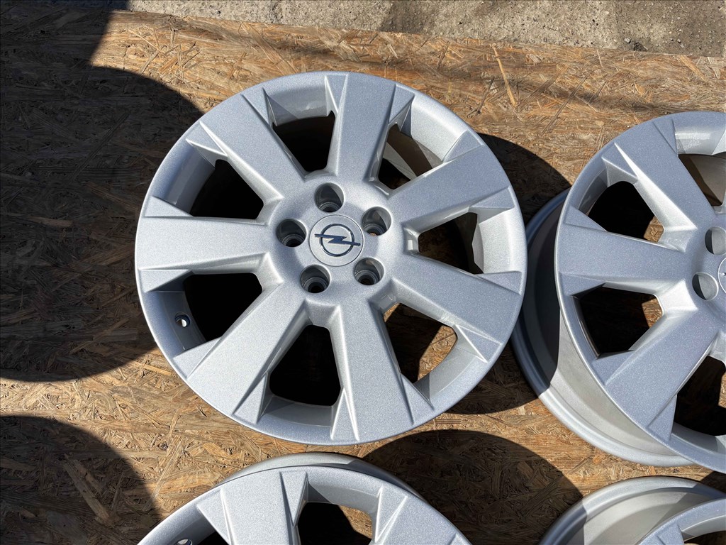 Opel 17" 5x110 gyári alufelni eladó 17 coll Astra Zafira Vectra 4. kép