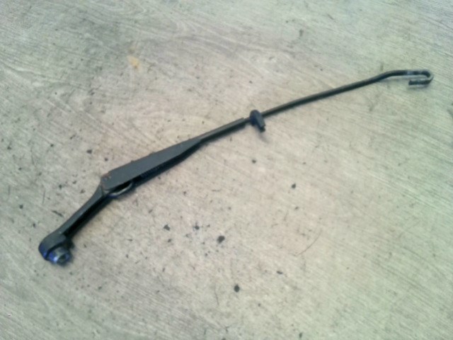 FIAT MULTIPLA 04.08-10.02 Ablaktörlő kar bal első 1. kép