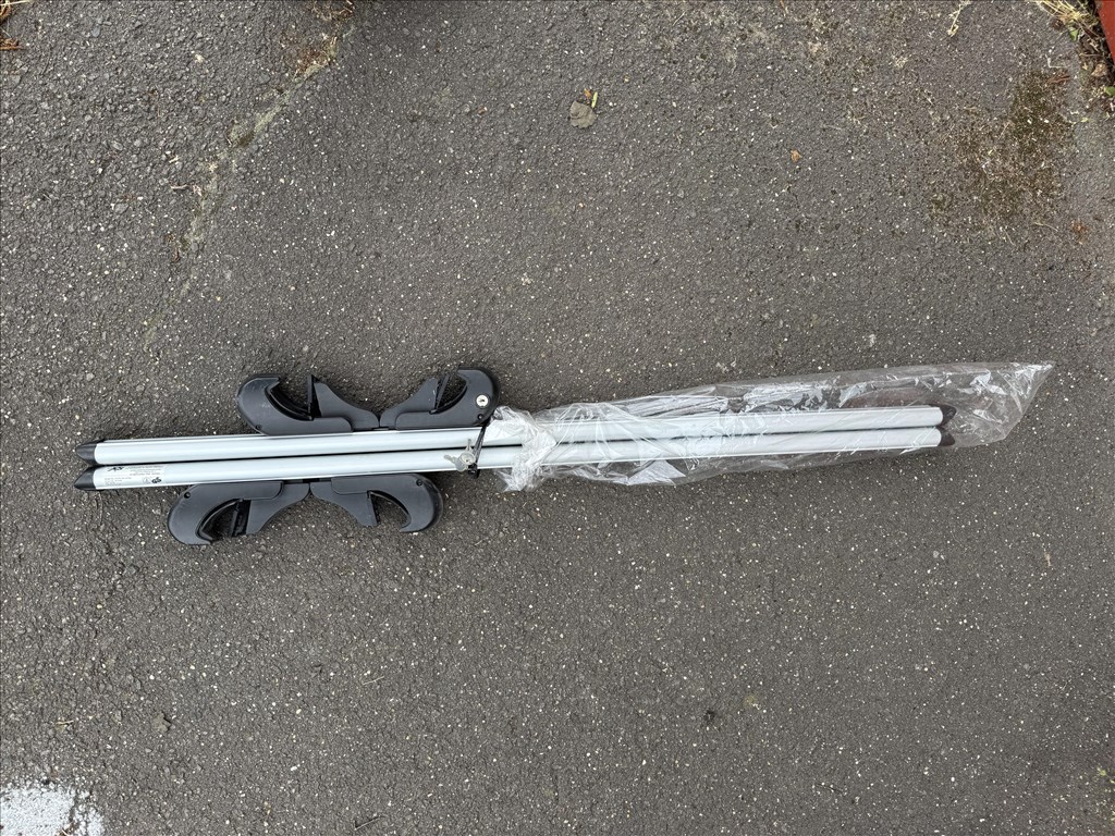 Dacia Duster tető csomag tartó eladó! 1. kép