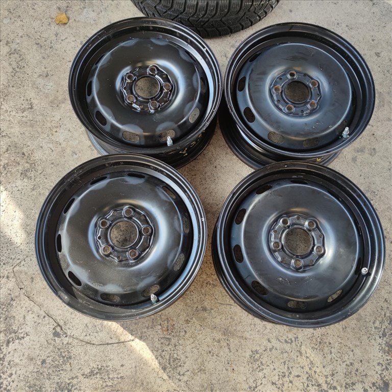 5x112 15 Gyári Mini lemezfelni Nyomásmérővel 30000ft a 4db/84/ 3. kép