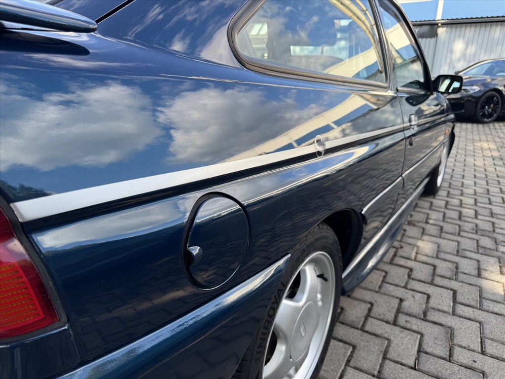 Eladó Ford Escort RS Cosworth (1993 cm³, 220 PS) 12. kép
