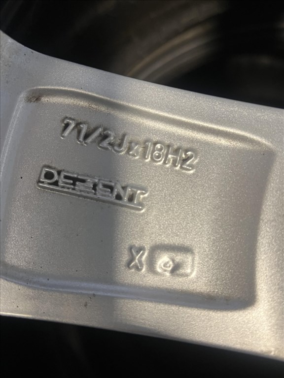  5x114.3 lyukosztású 7,5JJ 18" új Dezent alufelni 2. kép