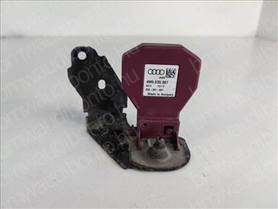 AUDI A4 B9 (8W2, 8WC) Antenna erősítő (4M0035507)
