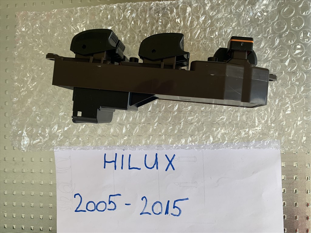 Toyota Hilux (AN10/AN20/AN30) ablakemelő kapcsoló  2. kép
