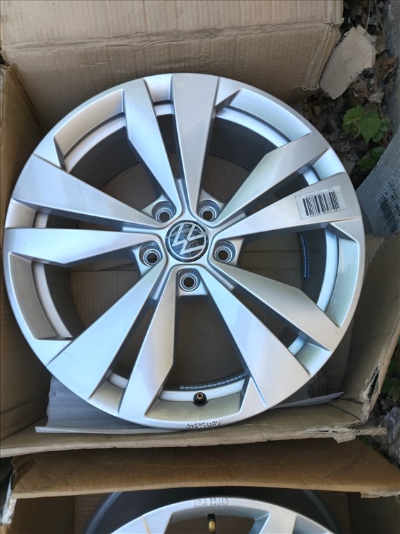  Volkswagen ID3 18" (gyári felni) alufelni 4. kép