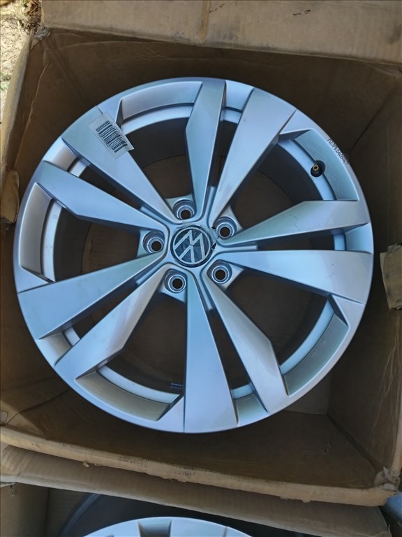  Volkswagen ID3 18" (gyári felni) alufelni 5. kép