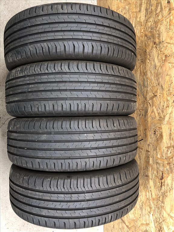  215/55/17 Continental nyári gumi jó állapotban 215 55 17 4. kép