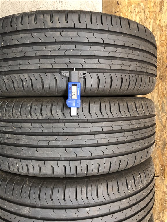  215/55/17 Continental nyári gumi jó állapotban 215 55 17 5. kép