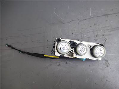 Mitsubishi Colt VI fűtéskapcsoló  69667301