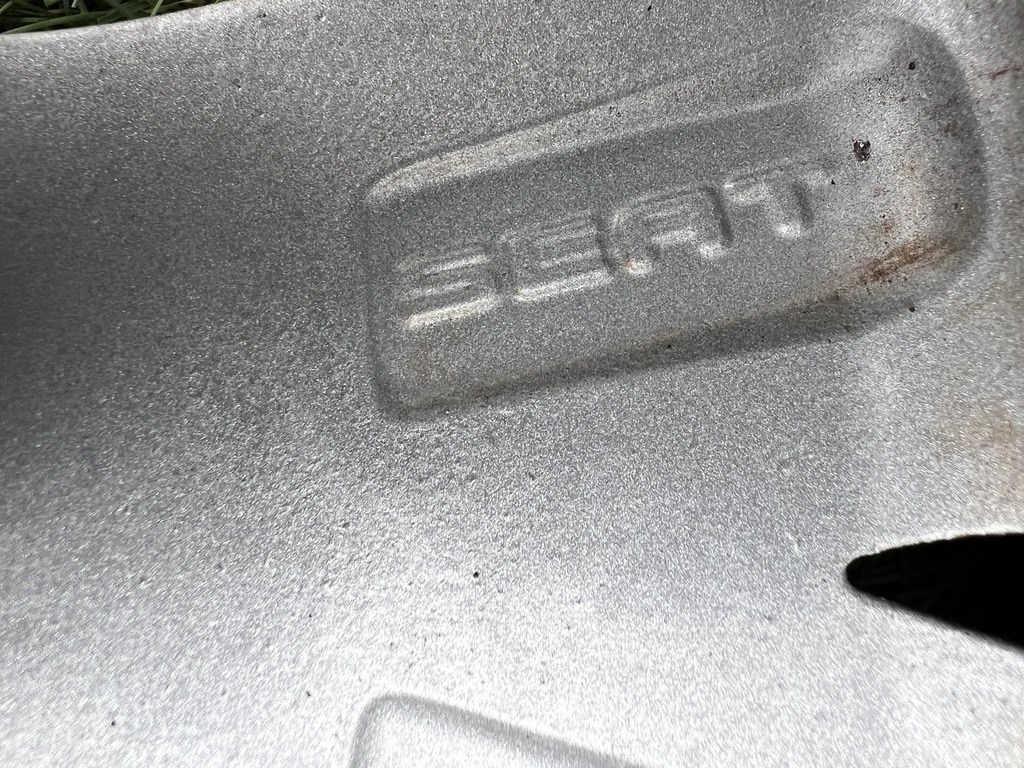5x112 16" Seat gyári alufelni 7Jx16h2 ET59 7. kép