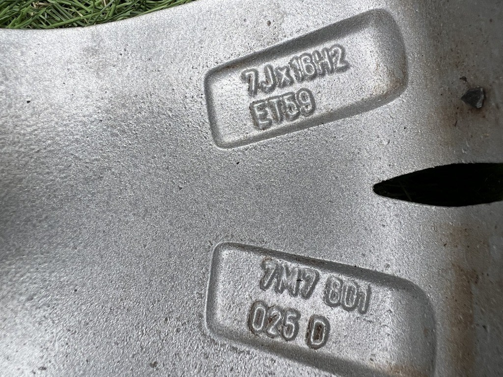 5x112 16" Seat gyári alufelni 7Jx16h2 ET59 8. kép