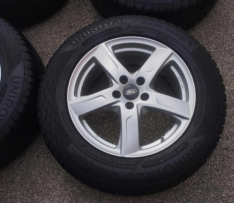 5x108 17 Ford Kuga felni Uniroyal 225/65 r17 " téli + TPMS 3. kép