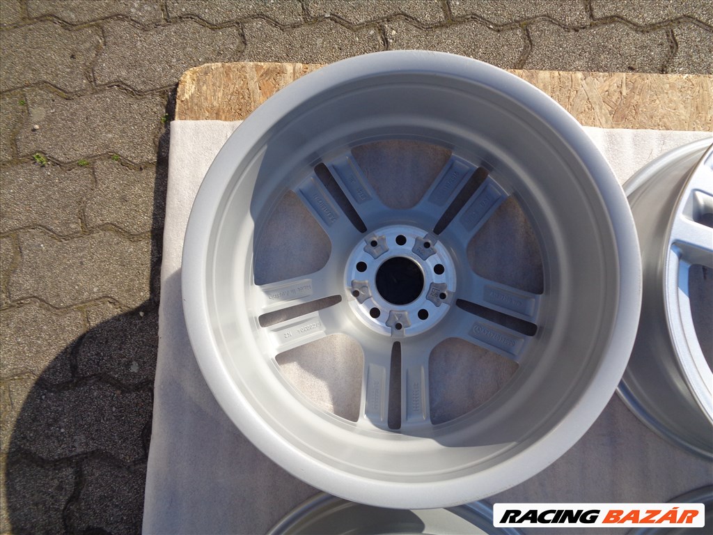 Új Mercedes Gyári alufelni 18-as, GLA, GLB-re eladó. 6. kép